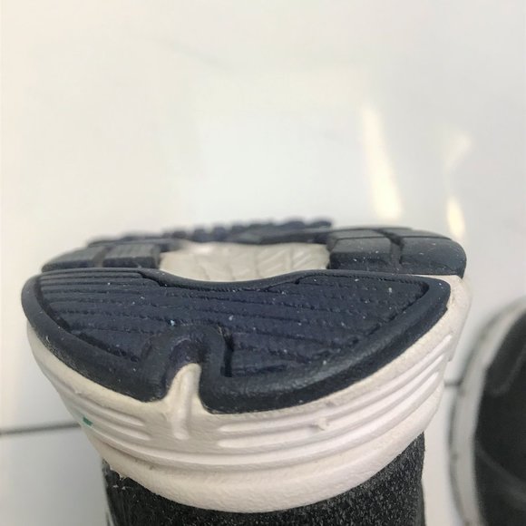 Nike Revolution 2 trainers - Picture 7 of 10